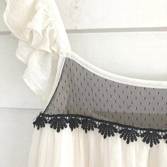 Olsenboye White Ruffled Chiffon Black Lace Detail Sleeveless Tunic Blouse Mini M - Picture 2 of 5
